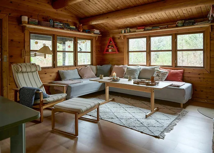 Vakantiehuis Cozy Gem Near Tversted Plantage *